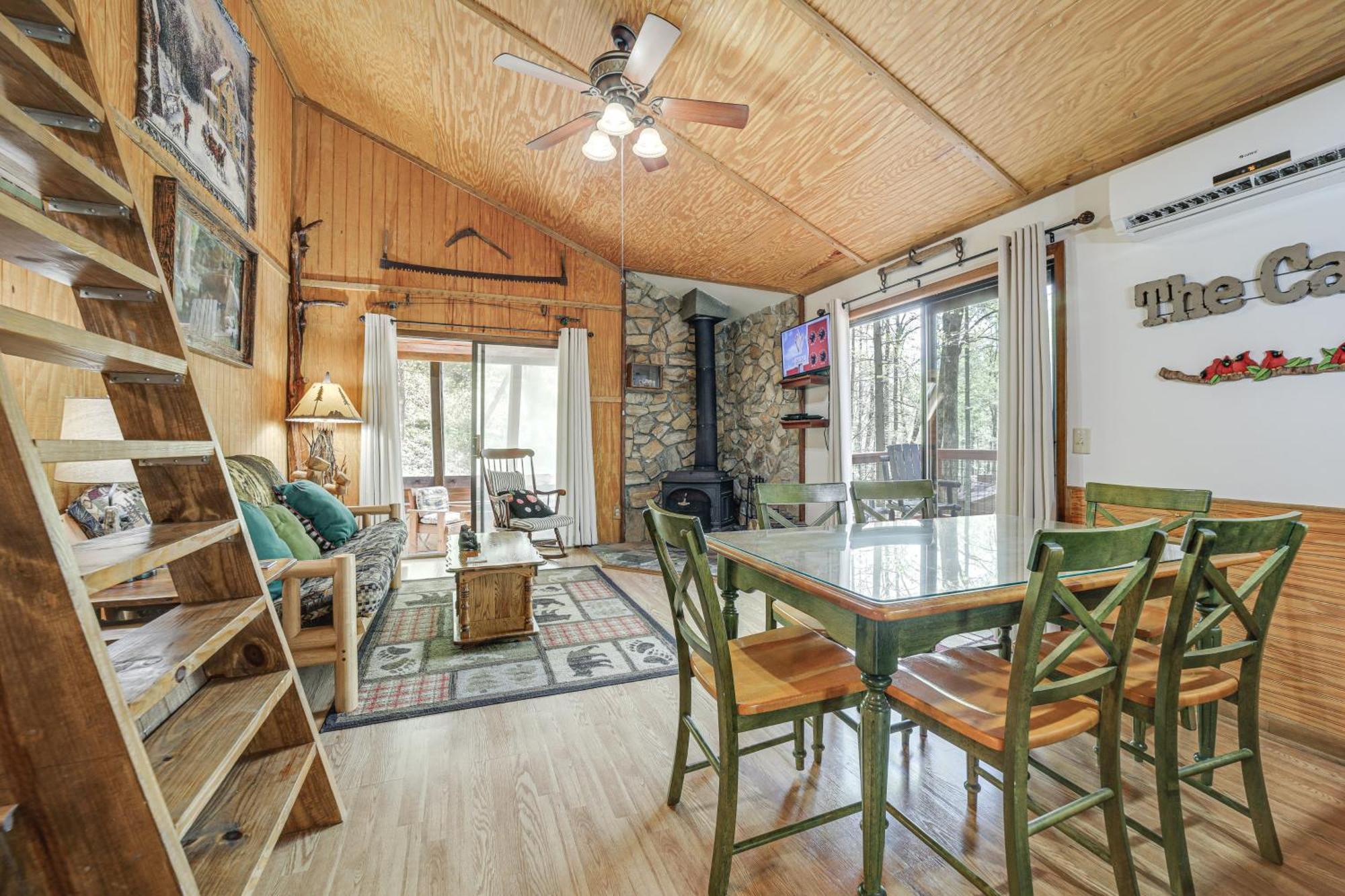 Creekside Whittier Cabin With Fire Pit Near Hiking! エクステリア 写真